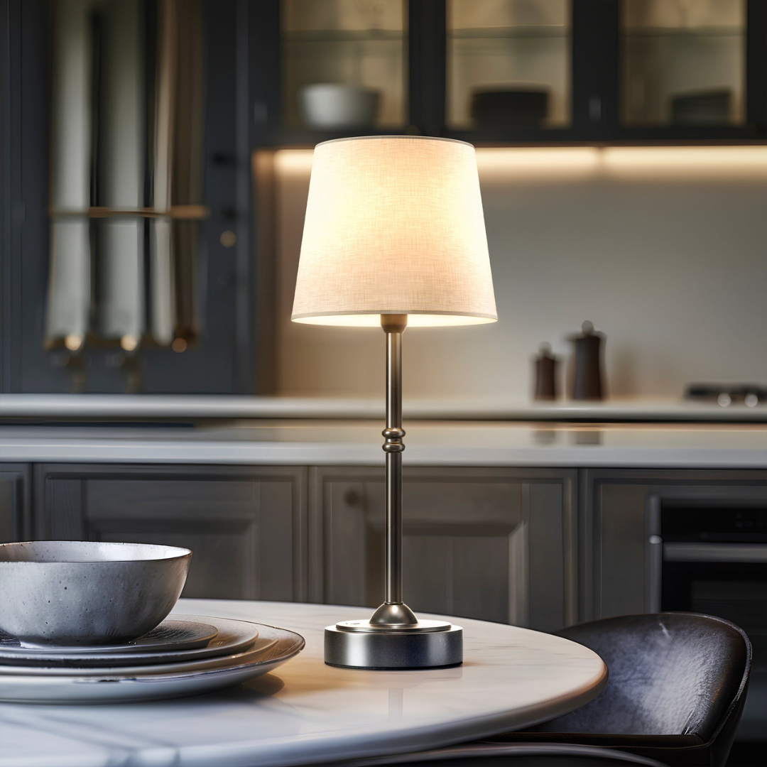 MODERN TABLE LAMP